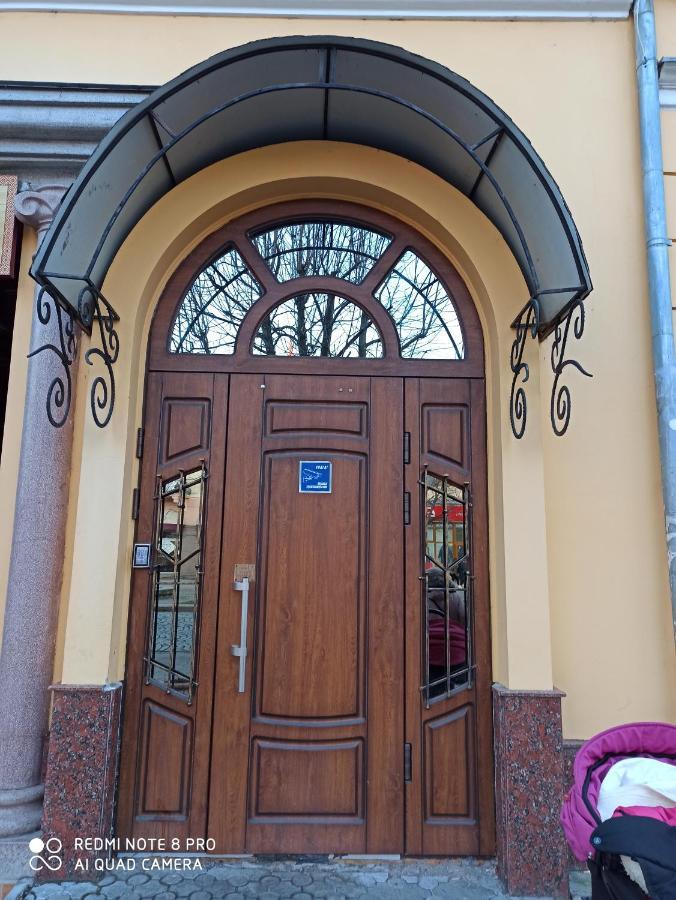 מוקצ'בה Стильні Апартаменти На Ратушній Площі מראה חיצוני תמונה